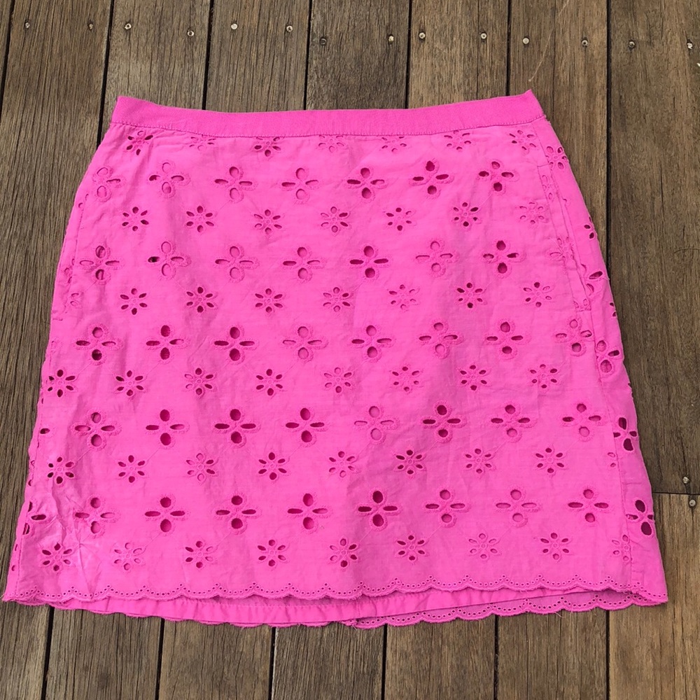 🌵Women’s pink eyelet skirt